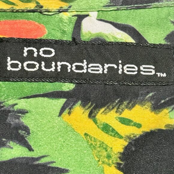 No‎ Boundaries Men's XL Hawaiian Shirt Microfiber Excellent Condition - Picture 4 of 8